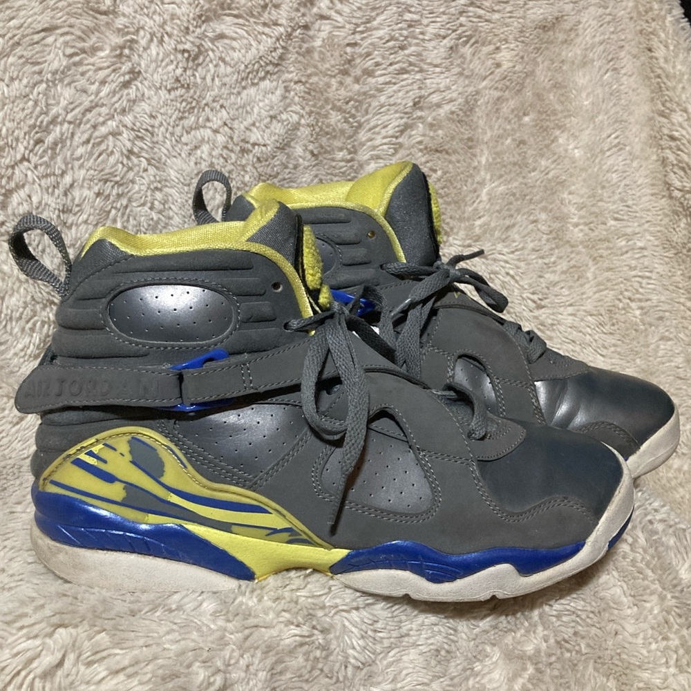 Jordan 8 silver Sz 6y or 7.5 women’s